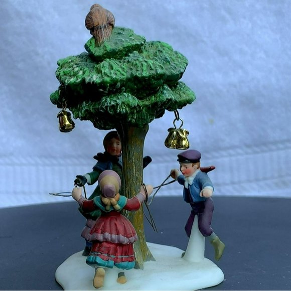 Dept 56 A Partridge in a Pear Tree 12 Days of Dicken's Christmas Figurine - 1995 - Picture 3 of 12